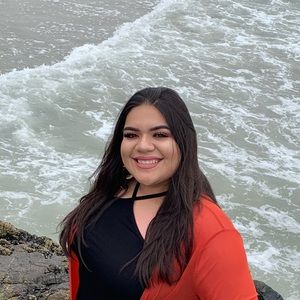 Meet your Posher, Nidia